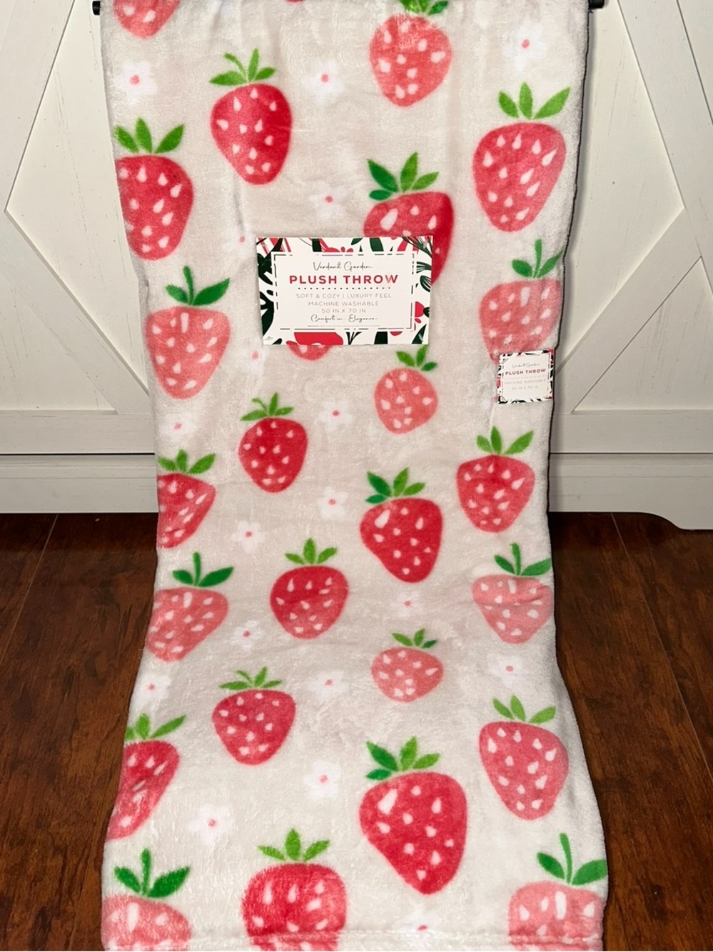 Strawberry Floral Plush Throw Blanket